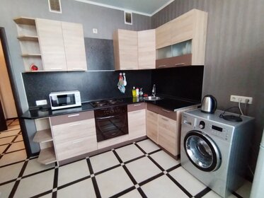 42 м², 1-комнатная квартира 1 700 ₽ в сутки - изображение 14