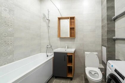 55 м², 1-комнатная квартира 5 500 ₽ в сутки - изображение 88