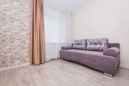 65 м², 2-комнатная квартира 2 200 ₽ в сутки - изображение 42