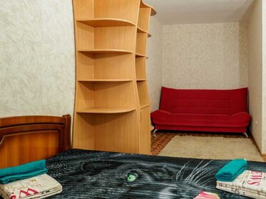 42 м², 1-комнатная квартира 2 000 ₽ в сутки - изображение 71