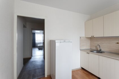 41 м², 2-комнатная квартира 2 300 ₽ в сутки - изображение 96