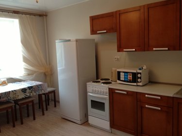 42 м², 1-комнатная квартира 3 200 ₽ в сутки - изображение 73