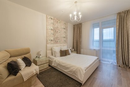 65 м², 2-комнатная квартира 3 500 ₽ в сутки - изображение 74