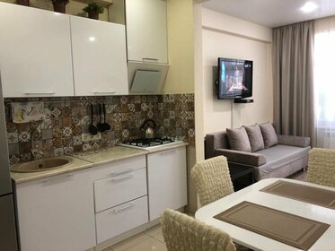 43 м², 2-комнатная квартира 3 500 ₽ в сутки - изображение 69