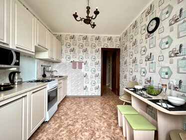 59 м², 2-комнатная квартира 2 950 ₽ в сутки - изображение 56