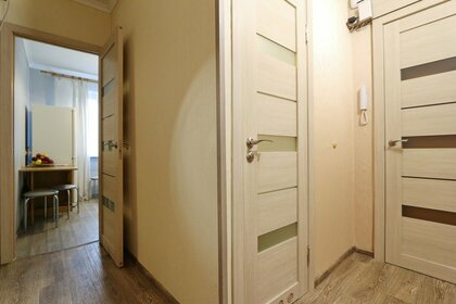 52 м², 2-комнатная квартира 3 299 ₽ в сутки - изображение 54