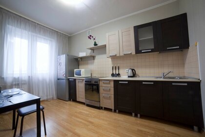 50 м², 1-комнатная квартира 2 200 ₽ в сутки - изображение 112