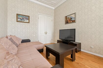 90 м², 3-комнатная квартира 3 990 ₽ в сутки - изображение 50