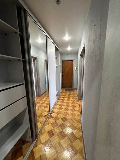 67 м², 3-комнатная квартира 5 000 ₽ в сутки - изображение 1