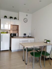 57 м², 3-комнатная квартира 3 290 ₽ в сутки - изображение 60