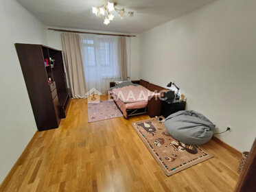 Купить квартиру-студию без отделки или требует ремонта в Омске - изображение 11