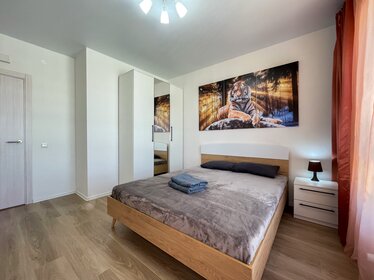 42 м², 2-комнатная квартира 3 480 ₽ в сутки - изображение 79