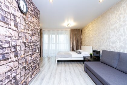 35 м², 1-комнатная квартира 2 090 ₽ в сутки - изображение 39