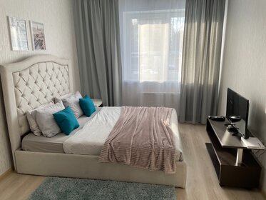 47 м², 1-комнатная квартира 2 300 ₽ в сутки - изображение 17