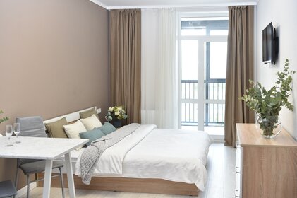 18 м², квартира-студия 2 000 ₽ в сутки - изображение 61