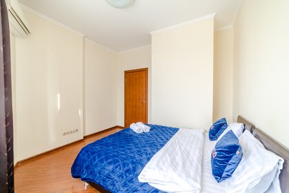 43 м², 2-комнатная квартира 2 300 ₽ в сутки - изображение 47