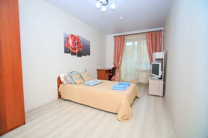 45 м², 1-комнатная квартира 1 800 ₽ в сутки - изображение 79