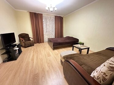 42 м², 1-комнатная квартира 1 300 ₽ в сутки - изображение 63