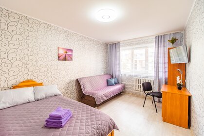 65 м², 3-комнатная квартира 3 200 ₽ в сутки - изображение 128