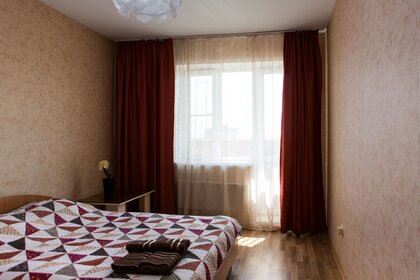 70 м², 2-комнатная квартира 3 000 ₽ в сутки - изображение 38