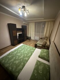 58 м², 1-комнатная квартира 2 800 ₽ в сутки - изображение 24