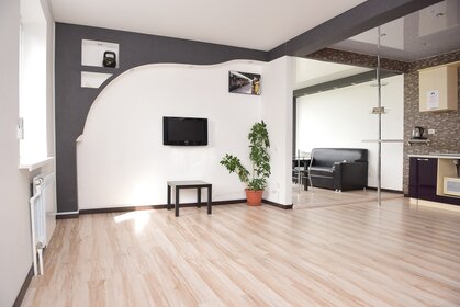 Купить однокомнатную квартиру с дизайнерским ремонтом в Щёлково - изображение 20