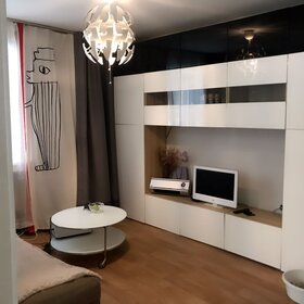 35 м², 1-комнатная квартира 3 220 ₽ в сутки - изображение 86