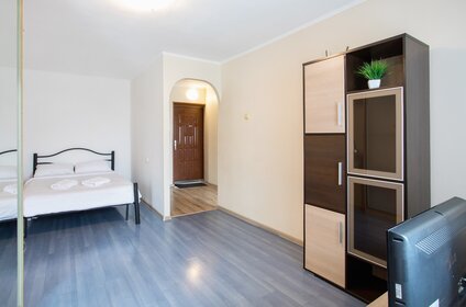 45 м², 4-комнатная квартира 2 550 ₽ в сутки - изображение 98