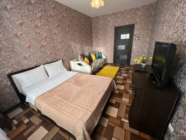 45 м², 1-комнатная квартира 1 800 ₽ в сутки - изображение 40