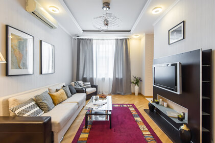 65 м², 3-комнатная квартира 7 500 ₽ в сутки - изображение 75