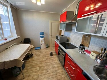 Купить однокомнатную квартиру с большой кухней у метро Петроградская (синяя ветка) в Санкт-Петербурге и ЛО - изображение 34