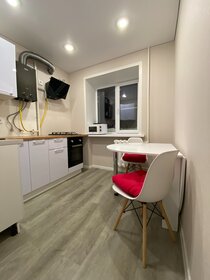 45 м², 1-комнатная квартира 3 000 ₽ в сутки - изображение 98