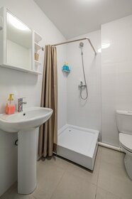 25 м², квартира-студия 1 800 ₽ в сутки - изображение 68