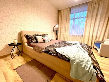 45 м², 1-комнатная квартира 2 500 ₽ в сутки - изображение 93