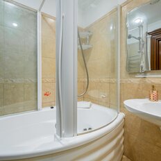 Квартира 70 м², 2-комнатная - изображение 1