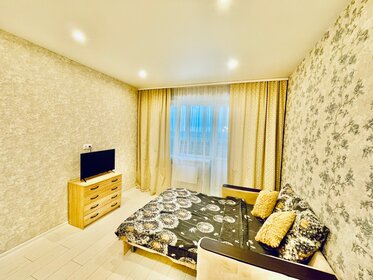 30 м², квартира-студия 2 600 ₽ в сутки - изображение 56