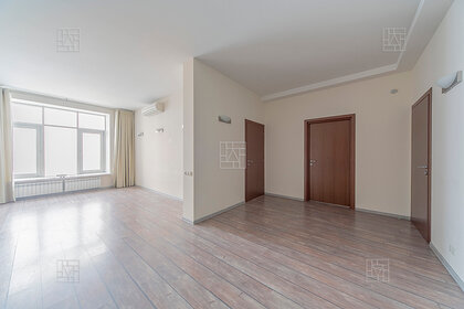 145 м², 3-комнатная квартира 470 000 ₽ в месяц - изображение 83