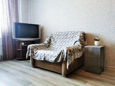 52,1 м², 2-комнатная квартира 3 400 ₽ в сутки - изображение 75