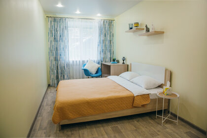 70 м², 2-комнатная квартира 3 500 ₽ в сутки - изображение 54