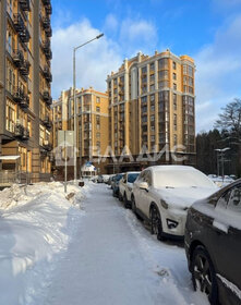 Купить двухкомнатную квартиру рядом с детским садом на улице Корабельная в Москве - изображение 7