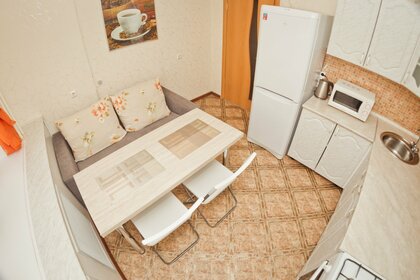 65 м², 2-комнатная квартира 2 200 ₽ в сутки - изображение 19