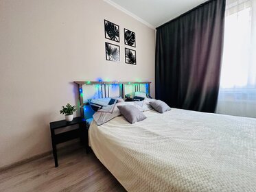 49 м², 1-комнатная квартира 2 900 ₽ в сутки - изображение 71