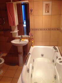 25 м², квартира-студия 2 500 ₽ в сутки - изображение 60