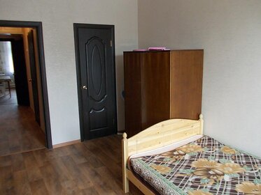 67 м², 2-комнатная квартира 4 200 ₽ в сутки - изображение 18