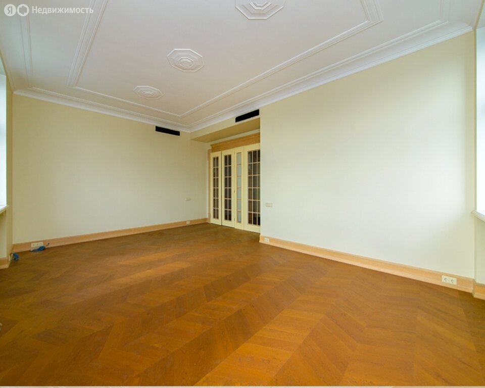 Купить 3-комнатную квартиру 135 м² без посредников по адресу Москва ...