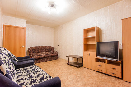 45 м², 2-комнатная квартира 2 990 ₽ в сутки - изображение 76