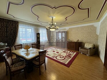 Купить квартиру с евроремонтом на улице Лесопарковая в Челябинске - изображение 35