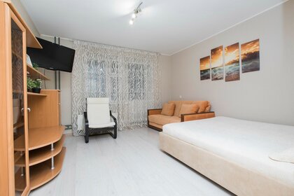 42 м², 1-комнатная квартира 2 490 ₽ в сутки - изображение 43