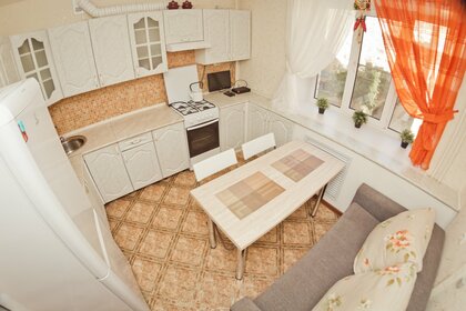 42 м², 1-комнатная квартира 2 490 ₽ в сутки - изображение 36