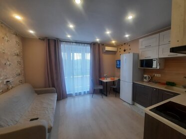 45 м², 2-комнатная квартира 2 800 ₽ в сутки - изображение 82